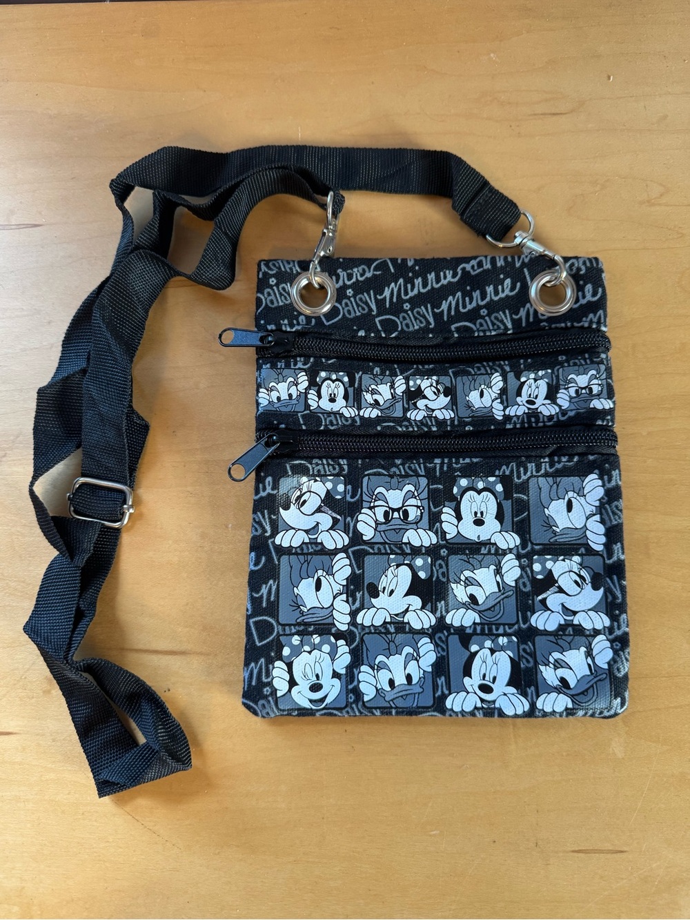 Daisy and Minnie sling bag
